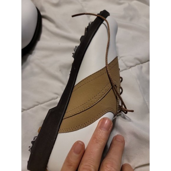 Lady Fairway Leather Tan/White Golf Cleats Shoes Size 7 Outlast temp regulation - Picture 9 of 11